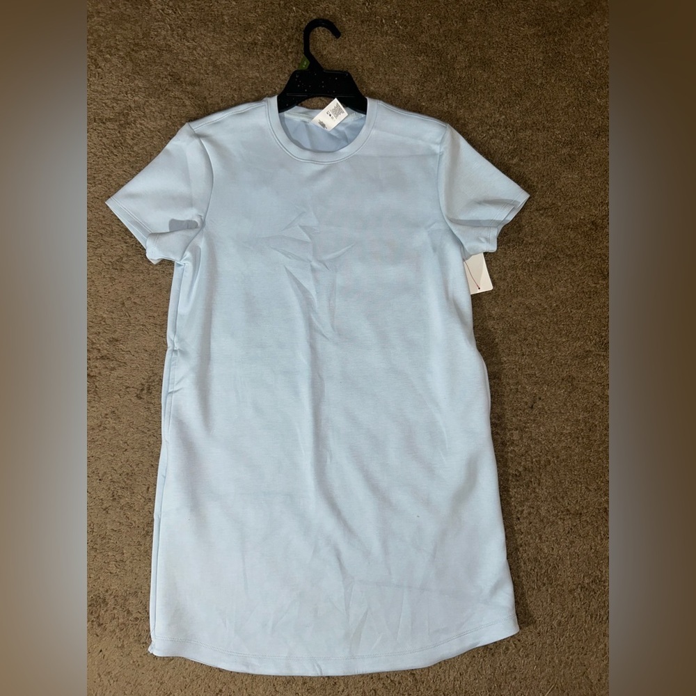Light Blue Women's Short Sleeve Dress Tee